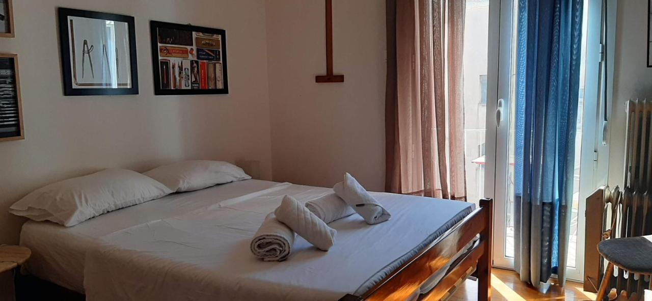 Central Museum Comfort Appartment 아테네 외부 사진